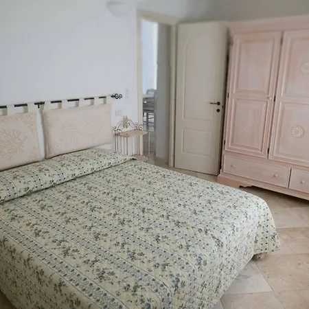 Alba Chiara Будинок відпочинку Ольбія